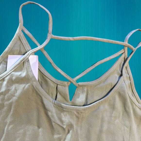 Moss V Cut Tank with Back Strap - Picture 5 of 9